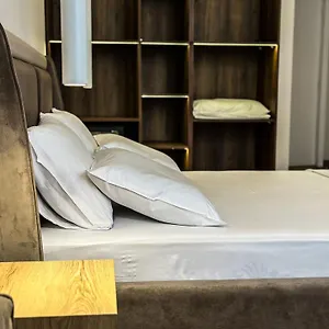 Apartment Alexander &, Durres